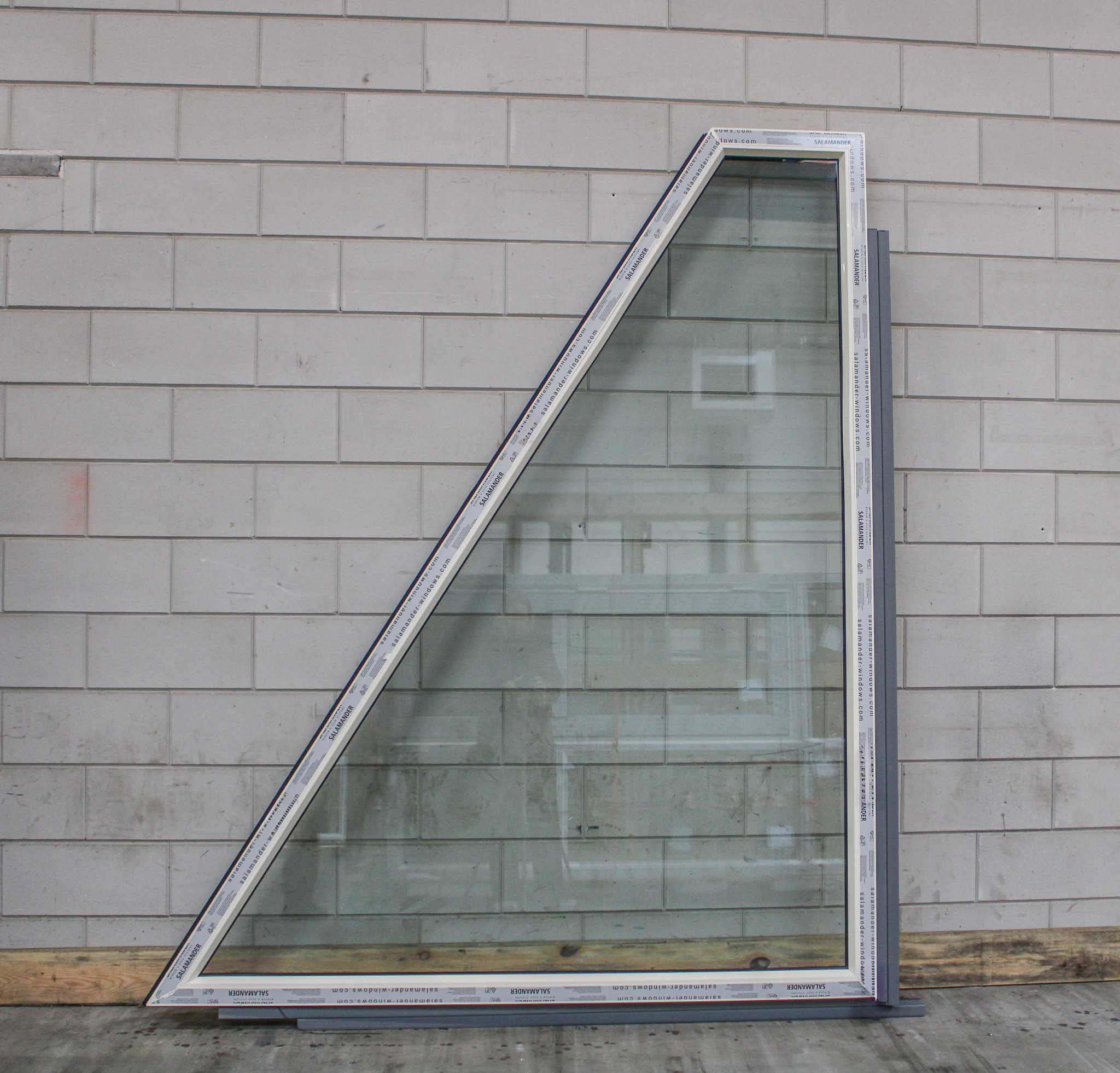 Schuin kozijn vast 2294 x 1875